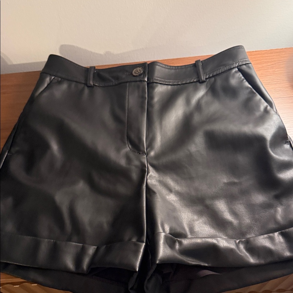 LOFT Cuffed Faux Leather Short